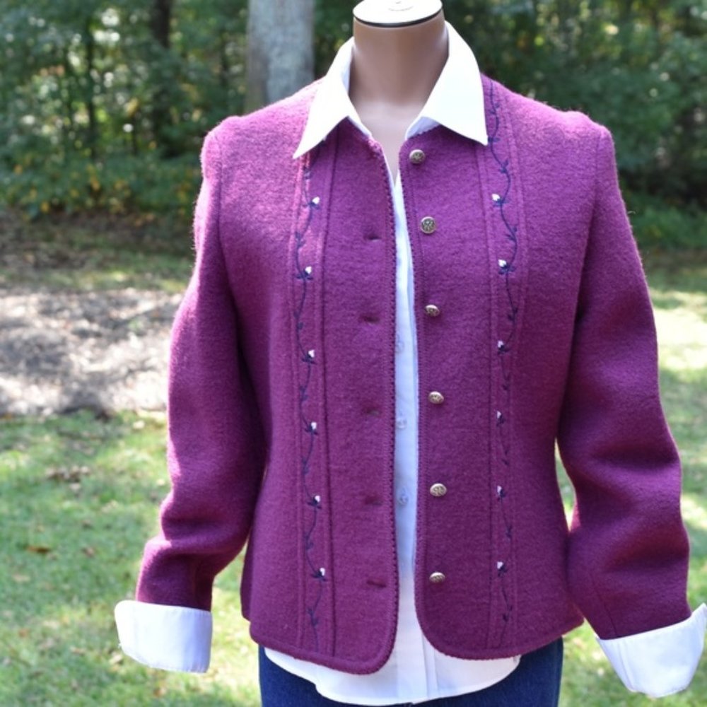 Vintage Skyr 100% Wool Made In Hong Kong Sweater